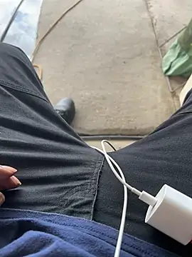 SukItSlo444 online show from April 2026 08:34:02 PM