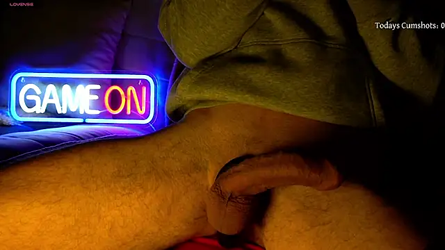 coupleofficial online show from September 2025 06:45:01 PM