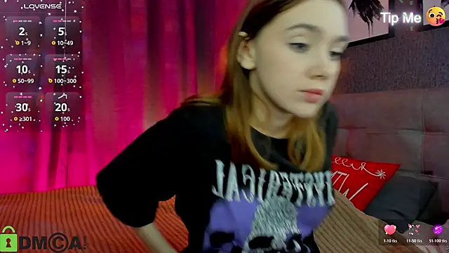 Snapshot of Lesi_Moonie01 chatting on January 2026 08:30:01 AM Lesi Moonie01 online show from January 2026 08:30:01 AM