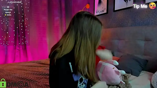 Snapshot of Lesi_Moonie01 chatting on January 2026 07:47:02 AM Lesi Moonie01 online show from January 2026 07:47:02 AM