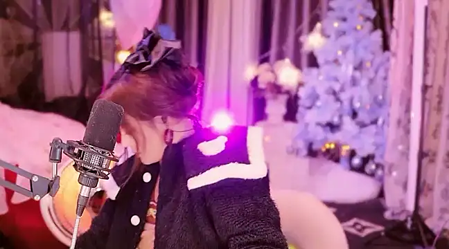 Snapshot of Missy_Nana21 chatting on January 2025 04:39:02 PM Missy Nana21 online show from January 2025 04:39:02 PM