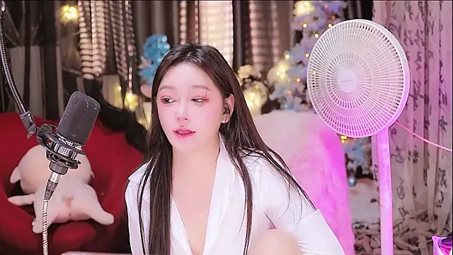 Snapshot of Missy_Nana21 chatting on September 2025 03:24:02 PM Missy Nana21 online show from September 2025 03:24:02 PM