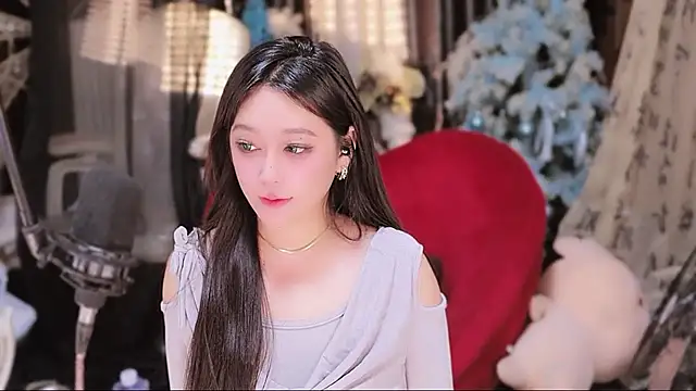 Snapshot of Missy_Nana21 chatting on December 2025 04:25:01 PM Missy Nana21 online show from December 2025 04:25:01 PM