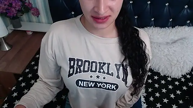 Snapshot of Scarlett_Keaton chatting on September 2025 05:20:01 AM Scarlett Keaton online show from September 2025 05:20:01 AM