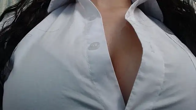 Snapshot of Scarlett_Keaton chatting on October 2025 04:33:01 AM Scarlett Keaton online show from October 2025 04:33:01 AM