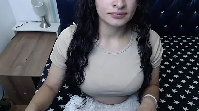 Snapshot of Scarlett_Keaton chatting on November 2025 04:12:02 AM Scarlett Keaton online show from November 2025 04:12:02 AM