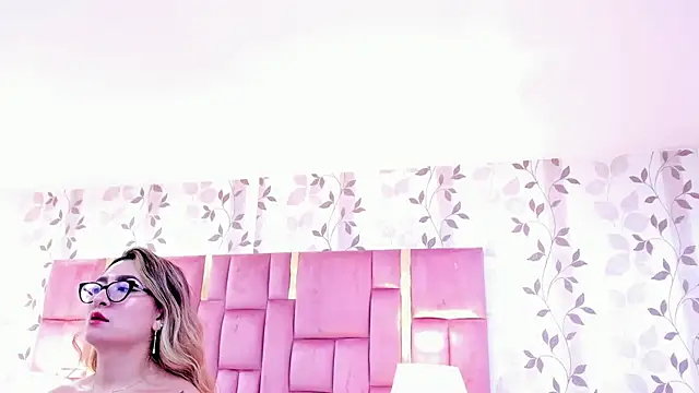 AmbarSantany online show from March 2026 02:04:02 AM