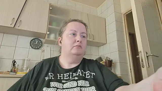 Snapshot of melissaBlessing chatting on February 2025 09:03:01 AM melissaBlessing online show from February 2025 09:03:01 AM