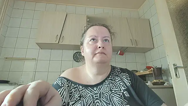 Snapshot of melissaBlessing chatting on March 2025 07:15:01 AM melissaBlessing online show from March 2025 07:15:01 AM