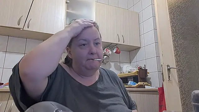 Snapshot of melissaBlessing chatting on October 2025 02:10:01 AM melissaBlessing online show from October 2025 02:10:01 AM