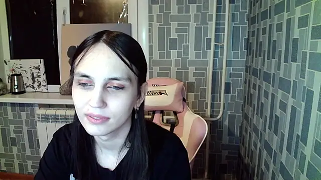 Snapshot of BlackHe4rts_ chatting on October 2025 02:47:01 PM BlackHe4rts  online show from October 2025 02:47:01 PM