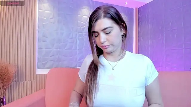 Snapshot of Laurent_Williams chatting on February 2025 11:03:01 PM Laurent Williams online show from February 2025 11:03:01 PM