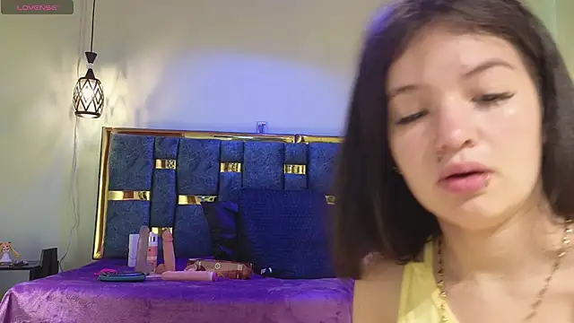 lilimini032 online show from March 2025 07:28:01 PM