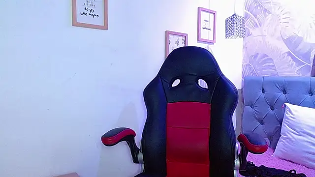 violletha online show from March 2025 03:35:01 PM