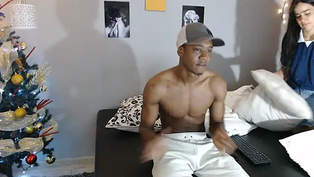 Snapshot of Kimandyuk chatting on December 2024 07:29:02 PM Kimandyuk online show from December 2024 07:29:02 PM