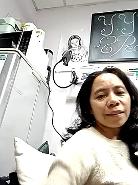 Snapshot of doggiepossession chatting on February 2025 08:39:01 AM doggiepossession online show from February 2025 08:39:01 AM