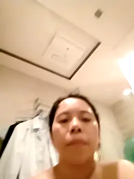 Snapshot of doggiepossession chatting on September 2025 01:32:01 PM doggiepossession online show from September 2025 01:32:01 PM