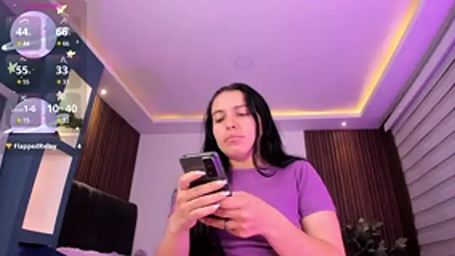 Snapshot of Lucy_Smith2 chatting on December 2024 10:02:02 AM Lucy Smith2 online show from December 2024 10:02:02 AM