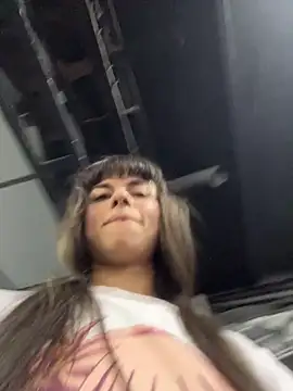 VioletaSubmissive online show from November 2025 08:57:01 PM