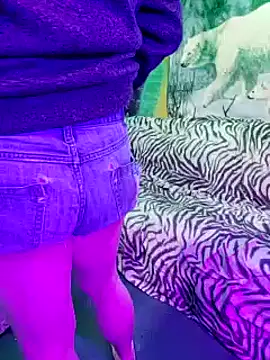 Snapshot of Boo-boo_kittyfux chatting on December 2024 01:49:02 PM Boo-boo kittyfux online show from December 2024 01:49:02 PM