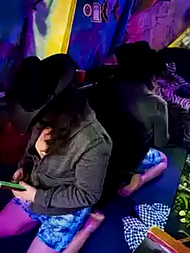 Snapshot of Boo-boo_kittyfux chatting on February 2025 09:54:02 AM Boo-boo kittyfux online show from February 2025 09:54:02 AM