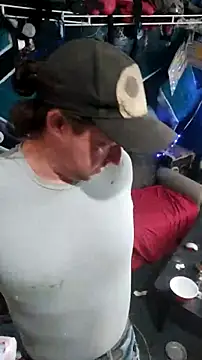 Snapshot of Boo-boo_kittyfux chatting on November 2025 06:18:02 PM Boo-boo kittyfux online show from November 2025 06:18:02 PM