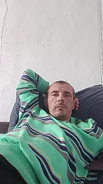 Snapshot of MachoXRallph chatting on October 2025 10:08:02 AM MachoXRallph online show from October 2025 10:08:02 AM