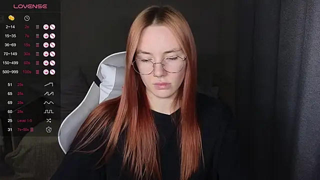 Snapshot of littlevildevil chatting on November 2025 10:31:01 AM littlevildevil online show from November 2025 10:31:01 AM