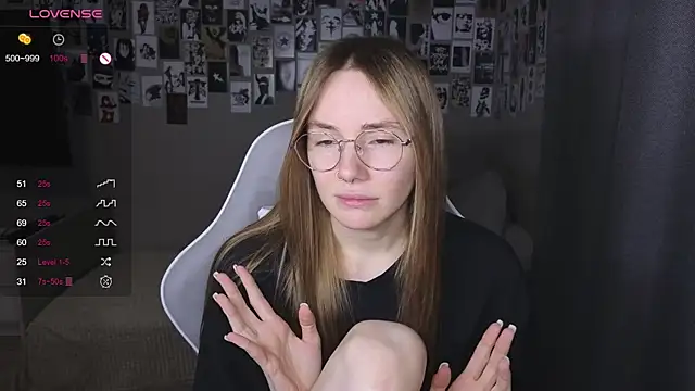 littlevildevil online show from March 2026 11:10:02 AM