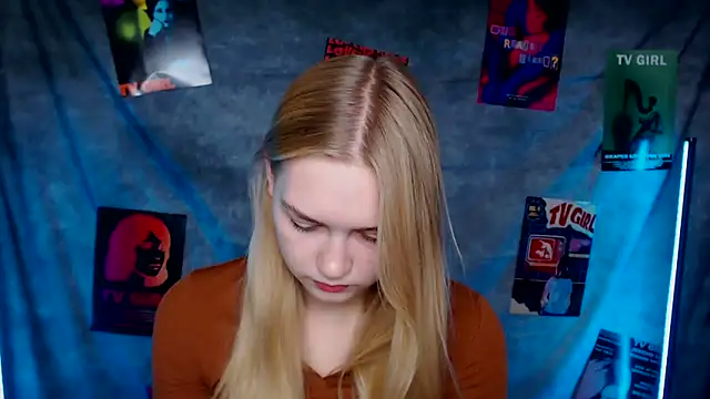 MademoiselleCl online show from October 2025 01:17:01 PM