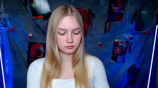 MademoiselleCl online show from January 2026 01:37:02 PM