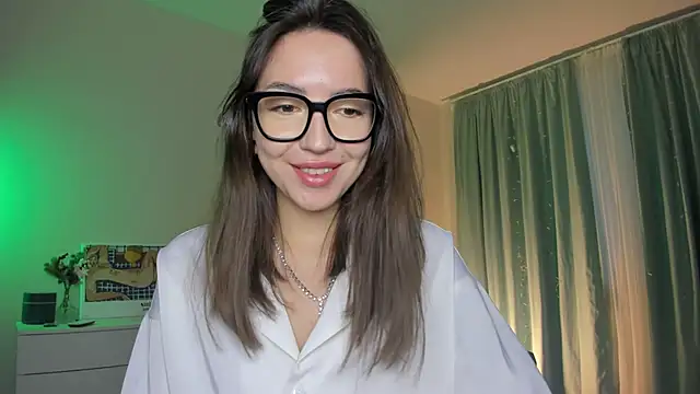 Oh My Dianee online show from December 2024 09:57:02 AM