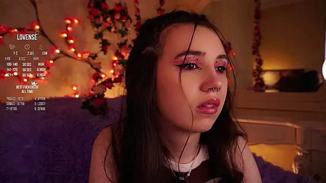 GillianDowdey online show from November 2025 03:52:02 AM