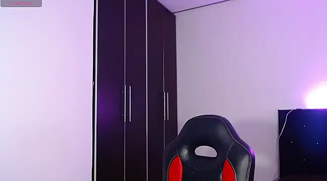 Snapshot of zarablare_ chatting on January 2025 01:16:02 AM zarablare online show from January 2025 01:16:02 AM