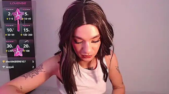 Snapshot of zarablare_ chatting on February 2025 11:32:02 PM zarablare online show from February 2025 11:32:02 PM