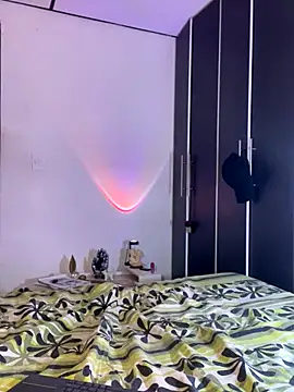 Snapshot of zarablare_ chatting on September 2025 07:23:01 AM zarablare online show from September 2025 07:23:01 AM