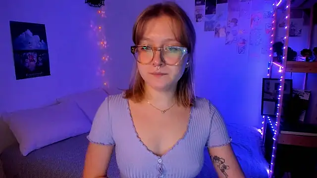 Snapshot of leazy_peazy chatting on November 2025 04:45:02 AM leazy peazy online show from November 2025 04:45:02 AM