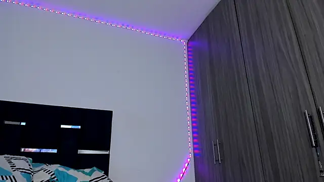 Snapshot of Kristen_dollts chatting on January 2025 10:15:02 PM Kristen dollts online show from January 2025 10:15:02 PM