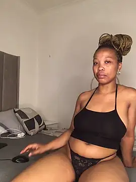 Snapshot of SZA_Doja chatting on December 2024 10:01:02 PM SZA Doja online show from December 2024 10:01:02 PM