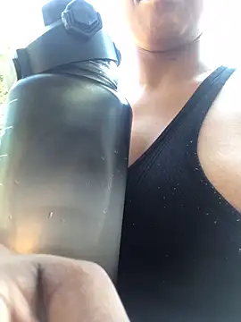 Snapshot of SZA_Doja chatting on December 2024 08:13:01 AM SZA Doja online show from December 2024 08:13:01 AM