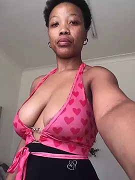 Snapshot of SZA_Doja chatting on December 2024 10:55:02 AM SZA Doja online show from December 2024 10:55:02 AM