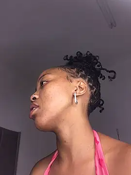 Snapshot of SZA_Doja chatting on December 2024 11:43:02 AM SZA Doja online show from December 2024 11:43:02 AM