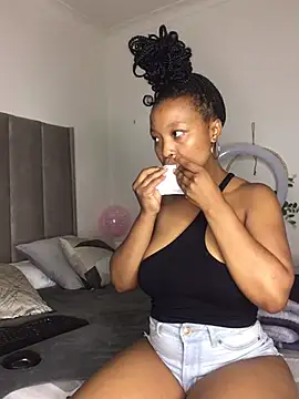 Snapshot of SZA_Doja chatting on January 2025 10:09:01 PM SZA Doja online show from January 2025 10:09:01 PM