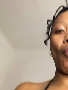 Snapshot of SZA_Doja chatting on January 2025 09:08:01 PM SZA Doja online show from January 2025 09:08:01 PM