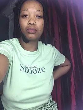 Snapshot of SZA_Doja chatting on September 2025 10:09:01 PM SZA Doja online show from September 2025 10:09:01 PM