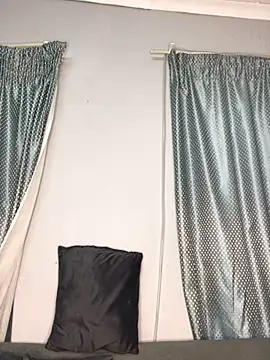 Snapshot of SZA_Doja chatting on September 2025 02:11:01 PM SZA Doja online show from September 2025 02:11:01 PM