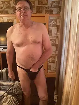 Snapshot of Tonybaloney1972 chatting on January 2025 01:28:01 PM Tonybaloney1972 online show from January 2025 01:28:01 PM