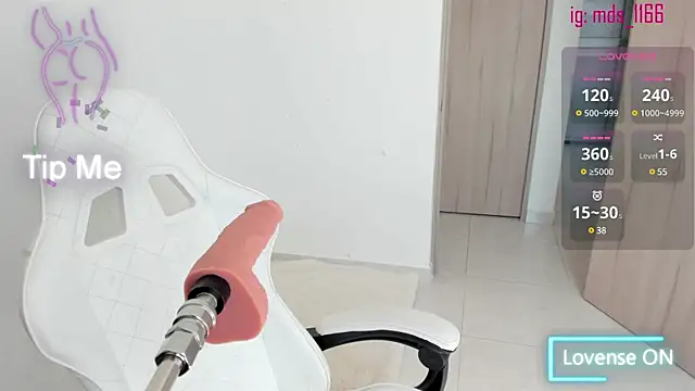 Mia adams66 online show from January 2025 05:39:01 PM