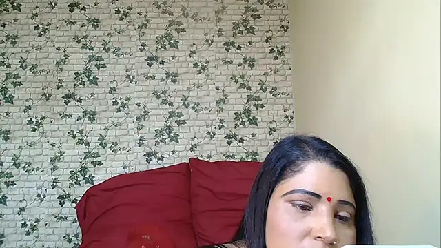 Snapshot of XIndianintimacy chatting on December 2025 07:33:02 PM XIndianintimacy online show from December 2025 07:33:02 PM