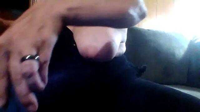 Snapshot of Big-Tits-McGee chatting on August 2026 04:36:02 AM Big-Tits-McGee online show from August 2026 04:36:02 AM